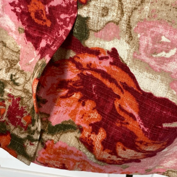 New Talbots Floral Straight Pencil Skirt Back Zip Split Vent Hem Size 12 Petite - Picture 5 of 9